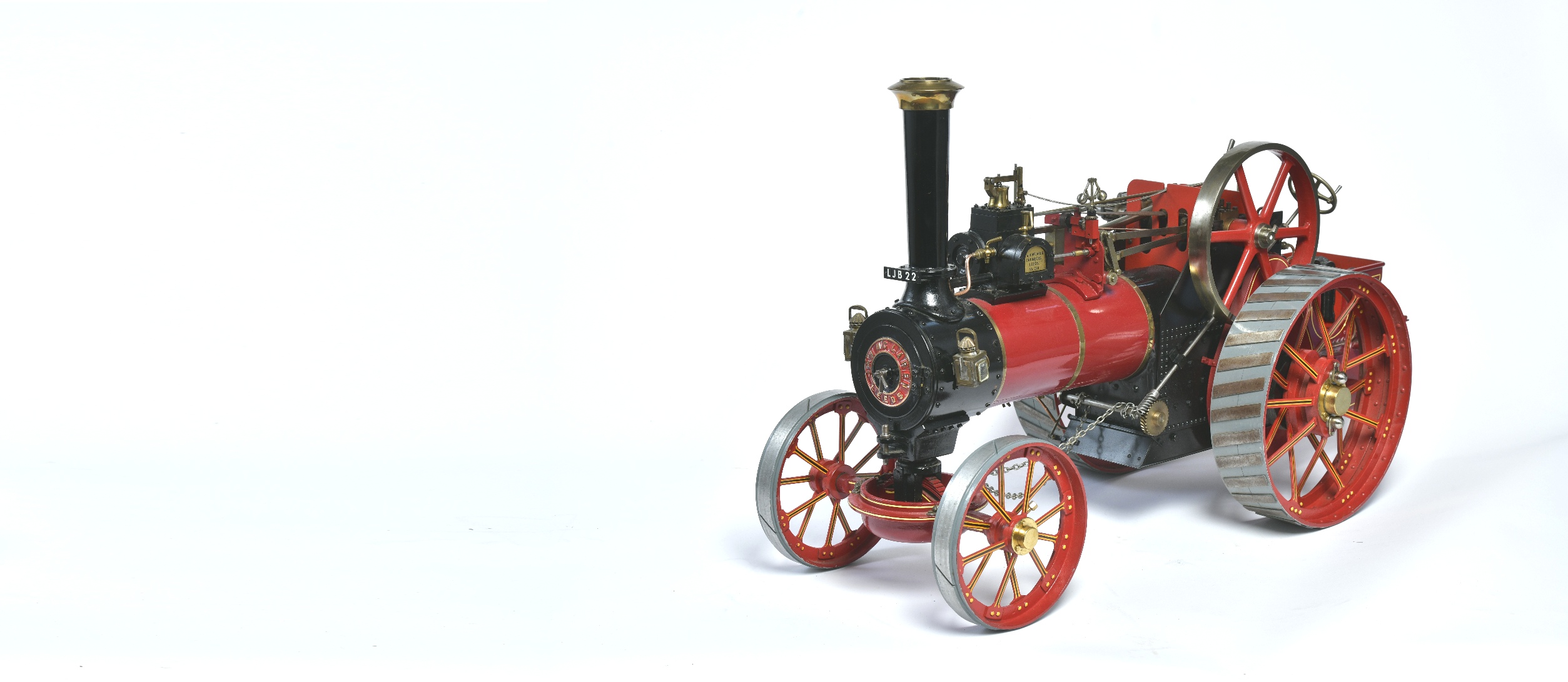 Exhibition Quality 1 1.2 Inch Scale Mclaren Coal Fired Live Steam Traction Engine